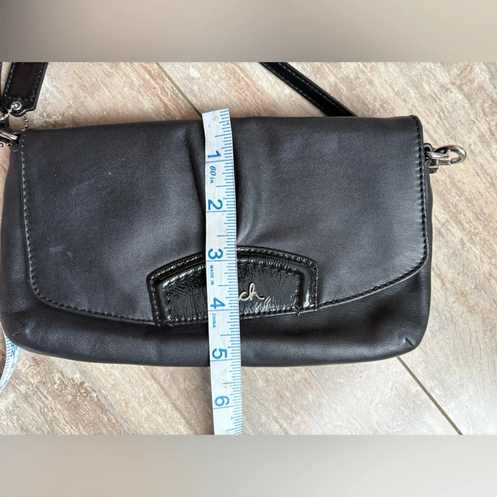 Coach Black Leather Babybag - Picture 5 of 6